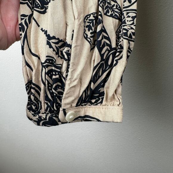 Ann Taylor Floral Blouse Top Long Sleeve Buttons Tan Black Med Classic Peasant - Picture 5 of 10